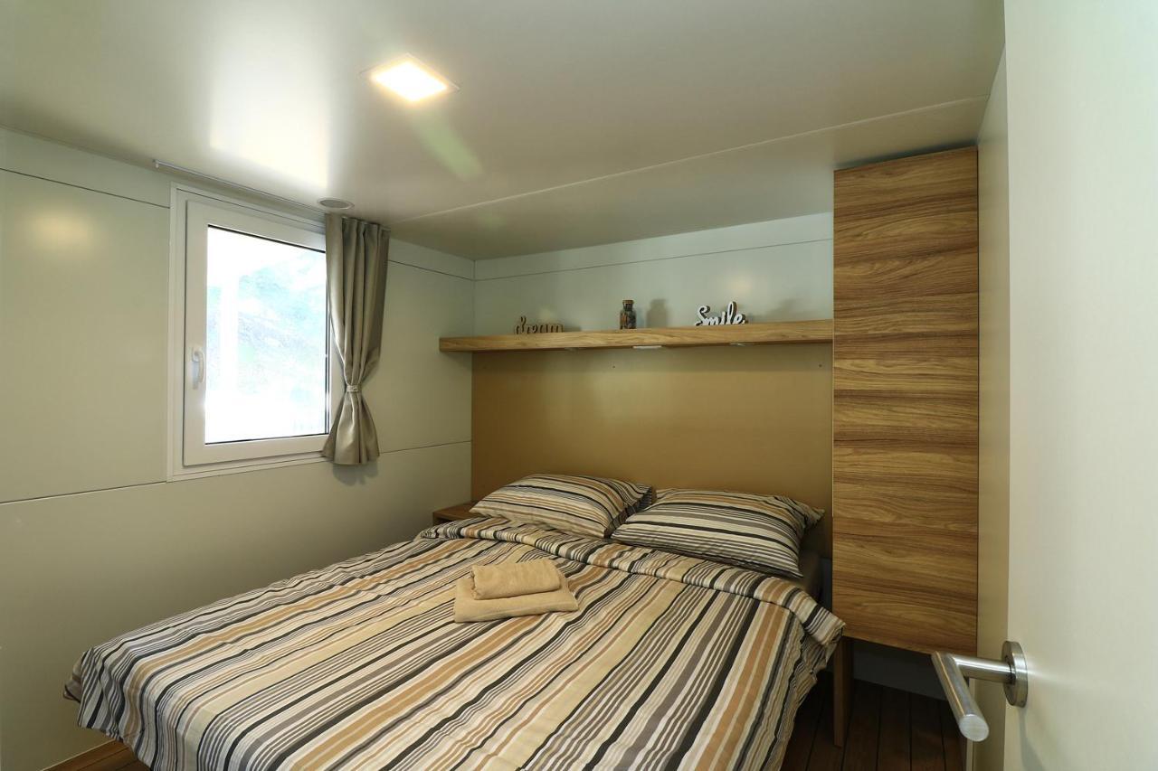 Mobil Homes Malufi 266 Jezera Buitenkant foto