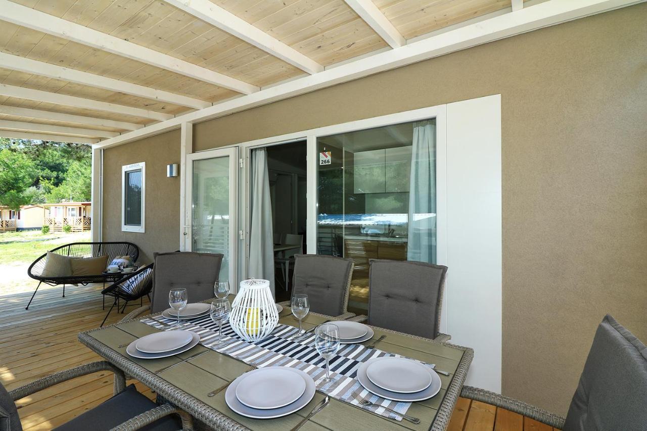 Mobil Homes Malufi 266 Jezera Buitenkant foto